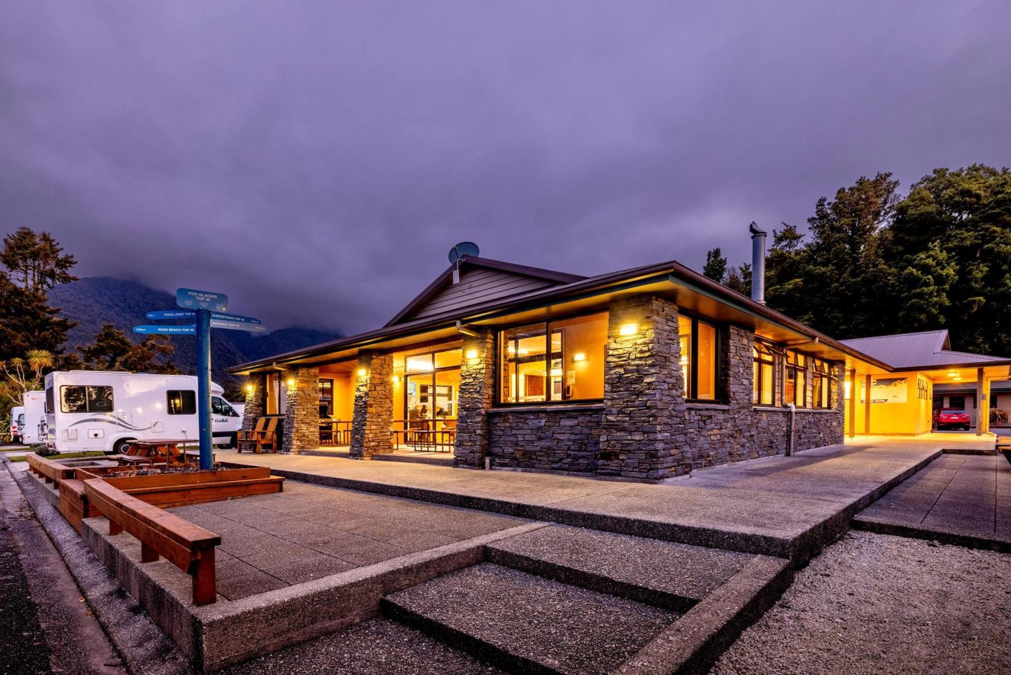 Fox Glacier Top 10 Holiday Park & Motels Exteriér fotografie